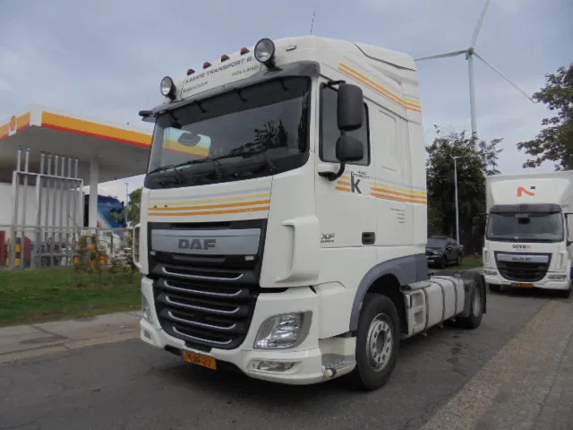 DAF XF 440 EUR6 - شاحنة جرار: صور 1 DAF XF 440 EUR6 - شاحنة جرار: صور 1