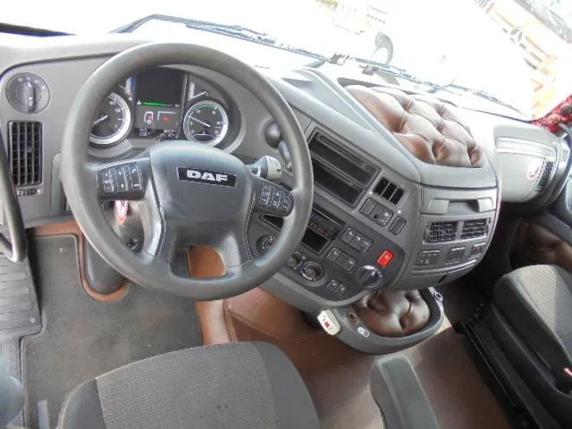 شاحنة جرار DAF XF 440 EURO 6: صور 8 شاحنة جرار DAF XF 440 EURO 6: صور 8