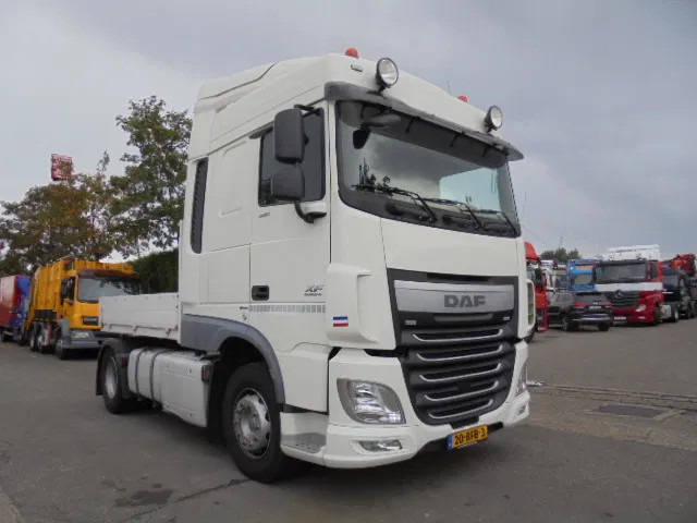 DAF XF 440 - شاحنة جرار: صور 3 DAF XF 440 - شاحنة جرار: صور 3