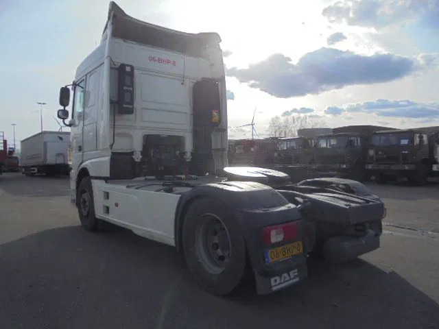 DAF XF 440 - شاحنة جرار: صور 5 DAF XF 440 - شاحنة جرار: صور 5