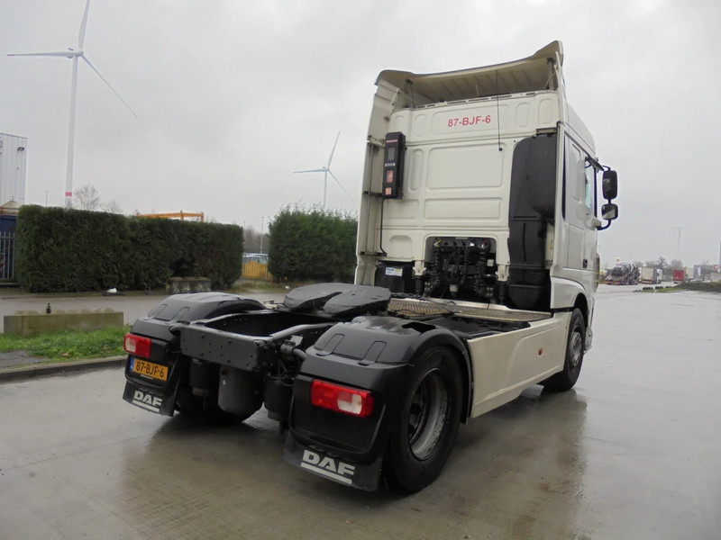 DAF XF 460 - شاحنة جرار: صور 5 DAF XF 460 - شاحنة جرار: صور 5