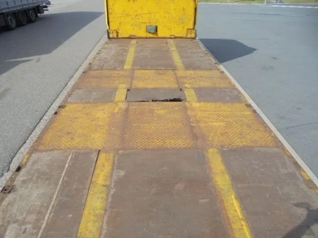 DAF XF 510 FAR 6X2 - شاحنات مسطحة: صور 4 DAF XF 510 FAR 6X2 - شاحنات مسطحة: صور 4