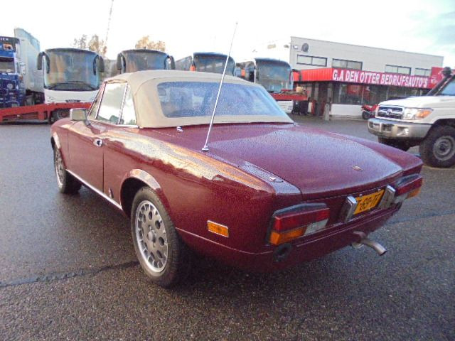 Fiat 124 SPIDER 2000 USA - سيارة: صور 4 Fiat 124 SPIDER 2000 USA - سيارة: صور 4