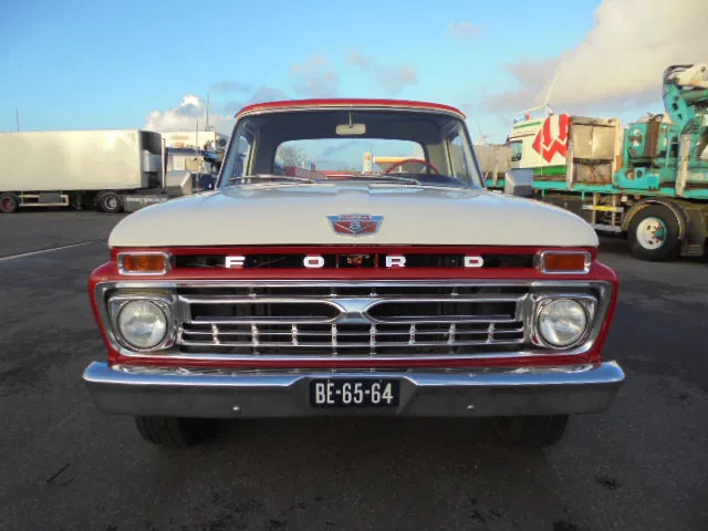 Ford USA F-250 PICK-UP - شاحنة البيك أب: صور 2 Ford USA F-250 PICK-UP - شاحنة البيك أب: صور 2