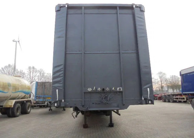 Fruehauf ONCZ 30-218 A - عربة مسطحة منخفضة نصف مقطورة: صور 3 Fruehauf ONCZ 30-218 A - عربة مسطحة منخفضة نصف مقطورة: صور 3