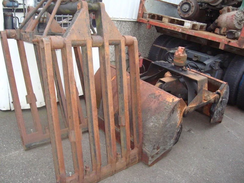 Hiab ALLTYPE YEARS AND PRICES HIAB PALFINGER HMF ATLAS KENNIS EFFER COPMA - ونش كرين: صور 5 Hiab ALLTYPE YEARS AND PRICES HIAB PALFINGER HMF ATLAS KENNIS EFFER COPMA - ونش كرين: صور 5
