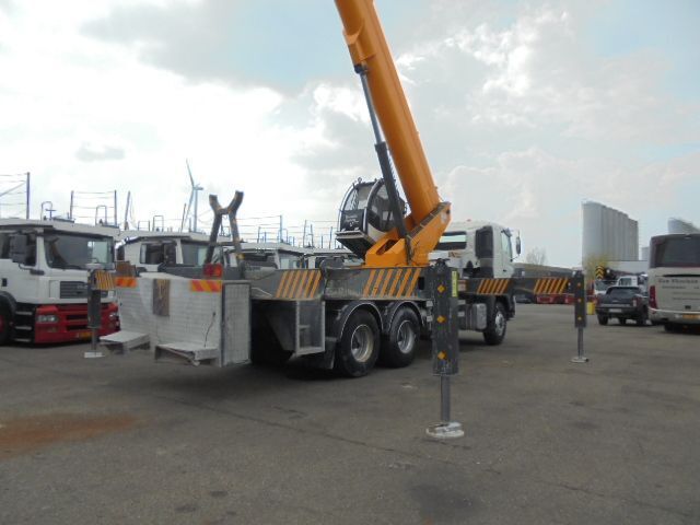 Hino 700 6X4 - مصاعد الازدهار محمولة على شاحنة: صور 4 Hino 700 6X4 - مصاعد الازدهار محمولة على شاحنة: صور 4