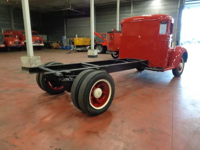 International D 30 4 TONNER - الشاسيه شاحنة: صور 4 International D 30 4 TONNER - الشاسيه شاحنة: صور 4