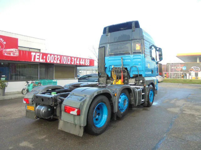 MAN TGA 26.360 26.360 6X2/2 BLS - شاحنة جرار: صور 5 MAN TGA 26.360 26.360 6X2/2 BLS - شاحنة جرار: صور 5