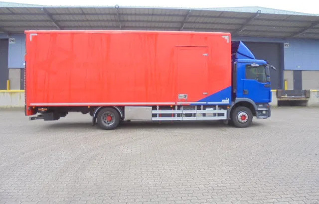 MAN TGM 12.250 NL TRUCK - بصندوق مغلق شاحنة: صور 4 MAN TGM 12.250 NL TRUCK - بصندوق مغلق شاحنة: صور 4