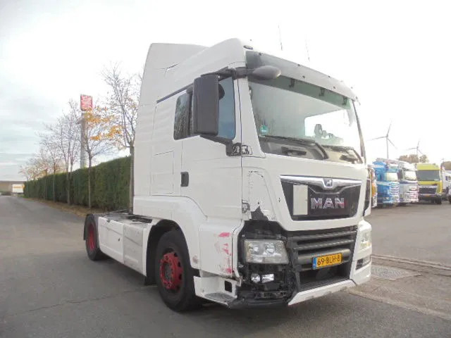MAN TGS 18.320 NL TRUCK TUV 07-2026 - شاحنة جرار: صور 3 MAN TGS 18.320 NL TRUCK TUV 07-2026 - شاحنة جرار: صور 3