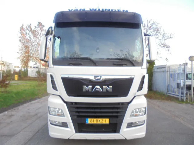 MAN TGX 18.500 XXL SMART TACHO 16X IN STOCK - شاحنة جرار: صور 2 MAN TGX 18.500 XXL SMART TACHO 16X IN STOCK - شاحنة جرار: صور 2