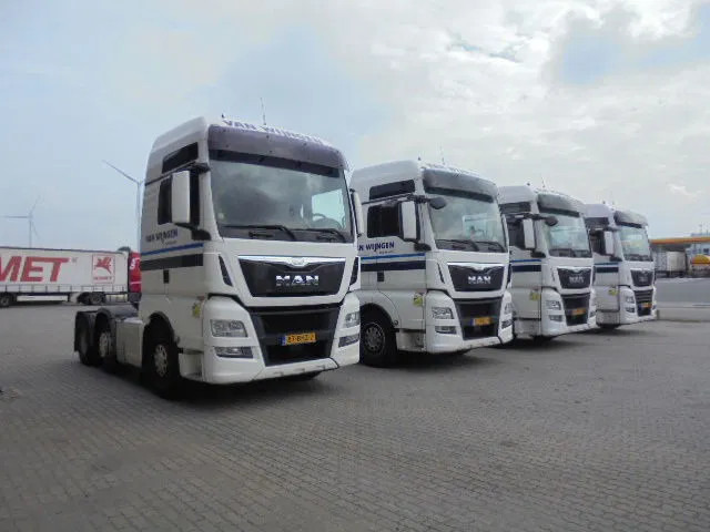 MAN TGX 26-480 XXL - شاحنة جرار: صور 3 MAN TGX 26-480 XXL - شاحنة جرار: صور 3