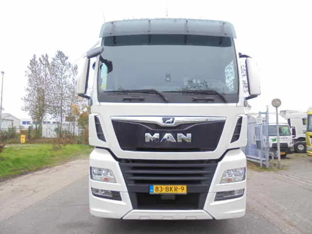 MAN TGX 26.500 XXL 6X2 SMART TACHO 20X IN STOCK - شاحنة جرار: صور 2 MAN TGX 26.500 XXL 6X2 SMART TACHO 20X IN STOCK - شاحنة جرار: صور 2