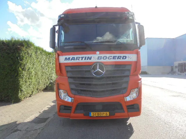 Mercedes-Benz Actros 1842 LS ENGINE NOT OK - شاحنة جرار: صور 2 Mercedes-Benz Actros 1842 LS ENGINE NOT OK - شاحنة جرار: صور 2