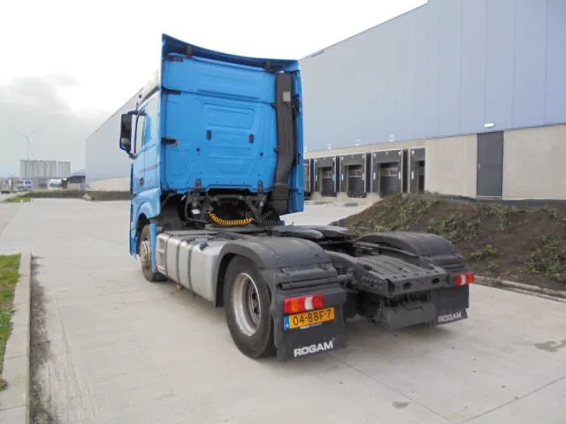 Mercedes-Benz Actros 1842 LS EUR6 - شاحنة جرار: صور 5 Mercedes-Benz Actros 1842 LS EUR6 - شاحنة جرار: صور 5