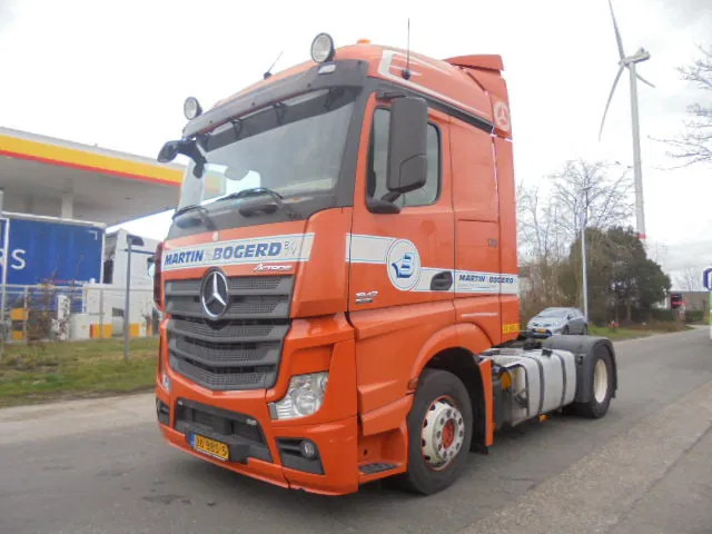 Mercedes-Benz Actros 1842 LS NL TRUCK - شاحنة جرار: صور 1 Mercedes-Benz Actros 1842 LS NL TRUCK - شاحنة جرار: صور 1