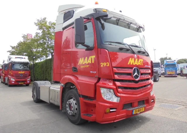 Mercedes-Benz Actros 1943 LS EUR6 - شاحنة جرار: صور 3 Mercedes-Benz Actros 1943 LS EUR6 - شاحنة جرار: صور 3