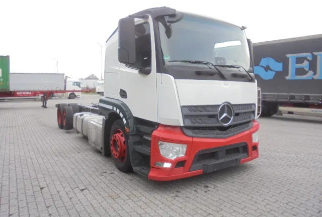 Mercedes-Benz Actros 2340 LL 6X2 - شاحنة نقل سيارات شاحنة: صور 3 Mercedes-Benz Actros 2340 LL 6X2 - شاحنة نقل سيارات شاحنة: صور 3