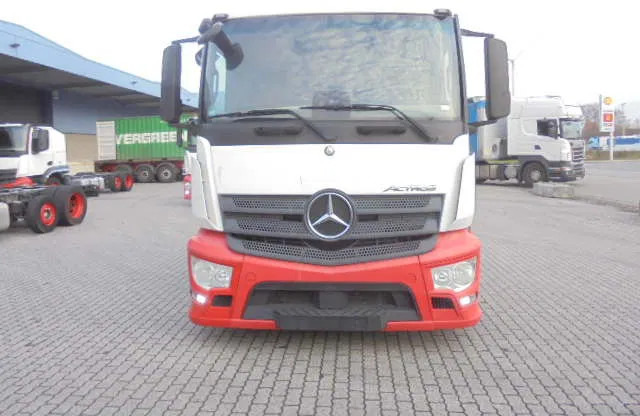 Mercedes-Benz Actros 2340 LL 6X2 - شاحنة نقل سيارات شاحنة: صور 2 Mercedes-Benz Actros 2340 LL 6X2 - شاحنة نقل سيارات شاحنة: صور 2