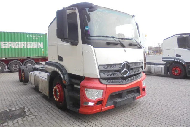 Mercedes-Benz Actros 2340 LL 6X2 - شاحنة نقل سيارات شاحنة: صور 3 Mercedes-Benz Actros 2340 LL 6X2 - شاحنة نقل سيارات شاحنة: صور 3