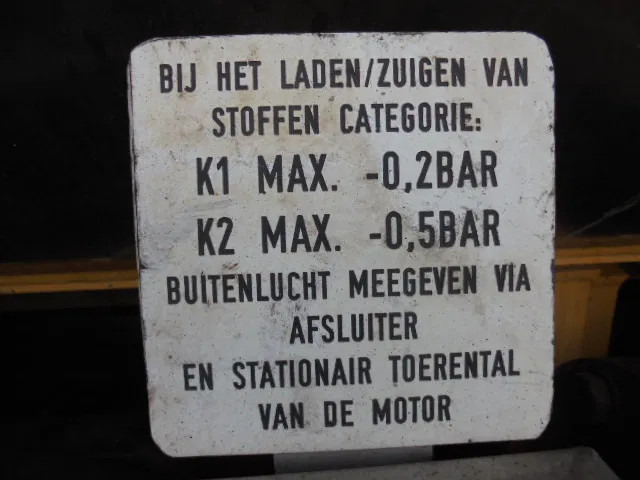 فراغ شاحنة Mercedes-Benz Actros 2532 LENA ADR: صور 6 فراغ شاحنة Mercedes-Benz Actros 2532 LENA ADR: صور 6