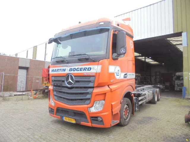 Mercedes-Benz Actros 2542 LS 6X2 ENGINE BROKE - شاحنات الحاويات/ جسم علوي قابل للتغيير شاحنة: صور 1 Mercedes-Benz Actros 2542 LS 6X2 ENGINE BROKE - شاحنات الحاويات/ جسم علوي قابل للتغيير شاحنة: صور 1