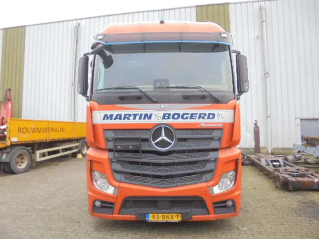 Mercedes-Benz Actros 2542 LS 6X2 ENGINE BROKE - شاحنات الحاويات/ جسم علوي قابل للتغيير شاحنة: صور 2 Mercedes-Benz Actros 2542 LS 6X2 ENGINE BROKE - شاحنات الحاويات/ جسم علوي قابل للتغيير شاحنة: صور 2