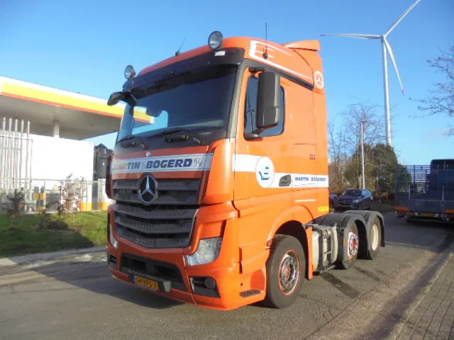 Mercedes-Benz Actros 2645 EUR6 6X2 - شاحنة جرار: صور 1 Mercedes-Benz Actros 2645 EUR6 6X2 - شاحنة جرار: صور 1