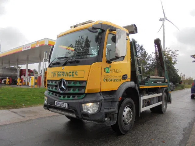 Mercedes-Benz Antos 1824 4X2 - شاحنة - نظام الكابلات: صور 1 Mercedes-Benz Antos 1824 4X2 - شاحنة - نظام الكابلات: صور 1