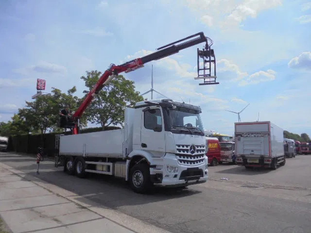 Mercedes-Benz Arocs 2545 + RETARDER 6X2 NEW /DEMO - شاحنة كرين: صور 2 Mercedes-Benz Arocs 2545 + RETARDER 6X2 NEW /DEMO - شاحنة كرين: صور 2