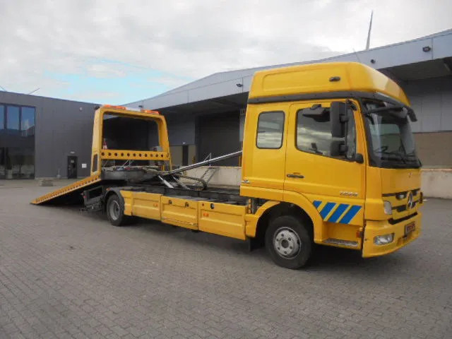 Mercedes-Benz Atego 1224 240 PS NL TRUCK - سيارة السحب للتصليح: صور 3 Mercedes-Benz Atego 1224 240 PS NL TRUCK - سيارة السحب للتصليح: صور 3