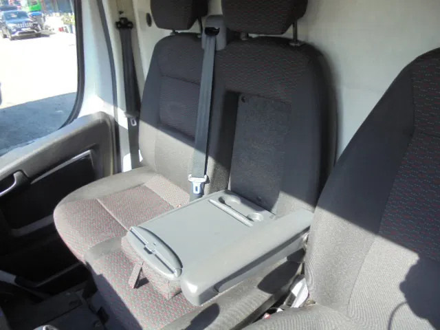 تأجير Opel Movano L3H2 2.2L BLUE HDI 165 Opel Movano L3H2 2.2L BLUE HDI 165: صور 20 تأجير Opel Movano L3H2 2.2L BLUE HDI 165 Opel Movano L3H2 2.2L BLUE HDI 165: صور 20