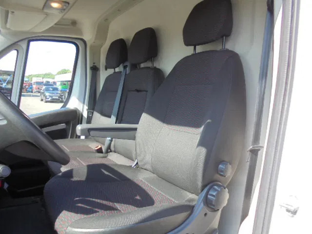 تأجير Opel Movano L3H2 2.2L BLUE HDI 165 Opel Movano L3H2 2.2L BLUE HDI 165: صور 16 تأجير Opel Movano L3H2 2.2L BLUE HDI 165 Opel Movano L3H2 2.2L BLUE HDI 165: صور 16