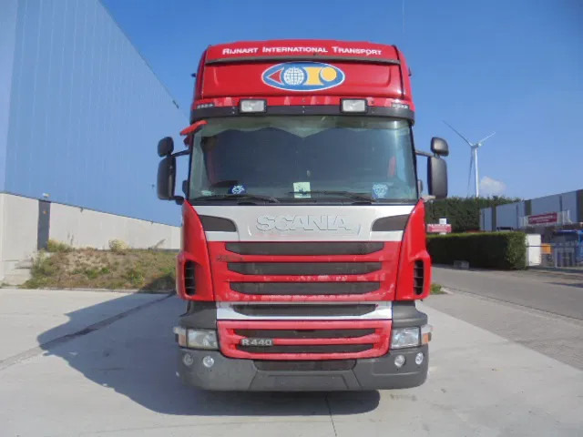 Scania R440 6X2 RETARDER BDF - بصندوق مغلق شاحنة: صور 2 Scania R440 6X2 RETARDER BDF - بصندوق مغلق شاحنة: صور 2