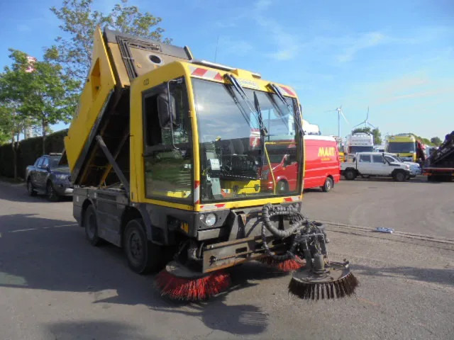 Schmidt CLEANGO 500 NL MACHINE - كناسة المناطق الصناعية: صور 3 Schmidt CLEANGO 500 NL MACHINE - كناسة المناطق الصناعية: صور 3