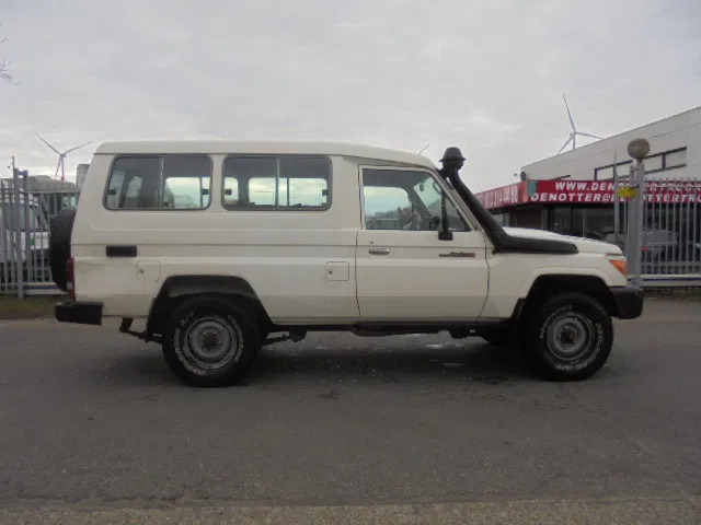 شاحنة البيك أب Toyota Land Cruiser HZJ76 + HZJ78L + PICKUP 4WD EXPORT OUT EU ONLY: صور 7