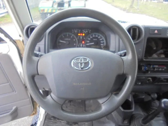 شاحنة البيك أب Toyota Land Cruiser HZJ76 + HZJ78L + PICKUP 4WD EXPORT OUT EU ONLY: صور 13