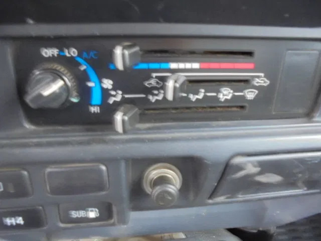 شاحنة البيك أب Toyota Land Cruiser HZJ76 + HZJ78L + PICKUP 4WD EXPORT OUT EU ONLY: صور 16