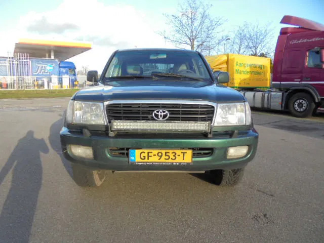 Toyota Land Cruiser - سيارة: صور 2 Toyota Land Cruiser - سيارة: صور 2