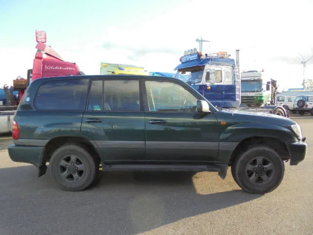 Toyota Land Cruiser - سيارة: صور 4 Toyota Land Cruiser - سيارة: صور 4