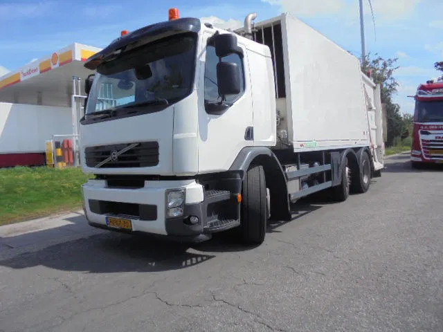 Volvo FE 240 - شاحنة القمامة: صور 1 Volvo FE 240 - شاحنة القمامة: صور 1