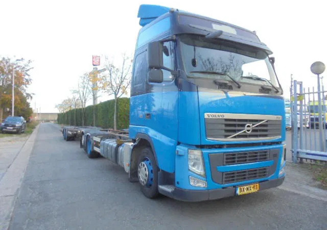 Volvo FH 420 6X2 NL TRUCK - شاحنات الحاويات/ جسم علوي قابل للتغيير شاحنة: صور 3 Volvo FH 420 6X2 NL TRUCK - شاحنات الحاويات/ جسم علوي قابل للتغيير شاحنة: صور 3