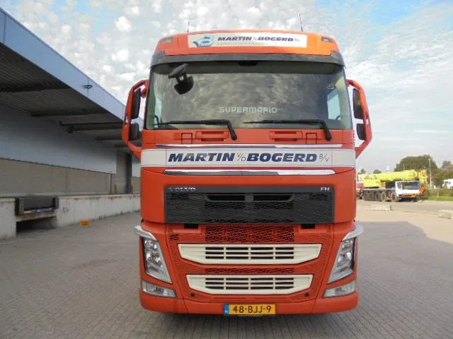 Volvo FH 460 - شاحنة جرار: صور 2 Volvo FH 460 - شاحنة جرار: صور 2