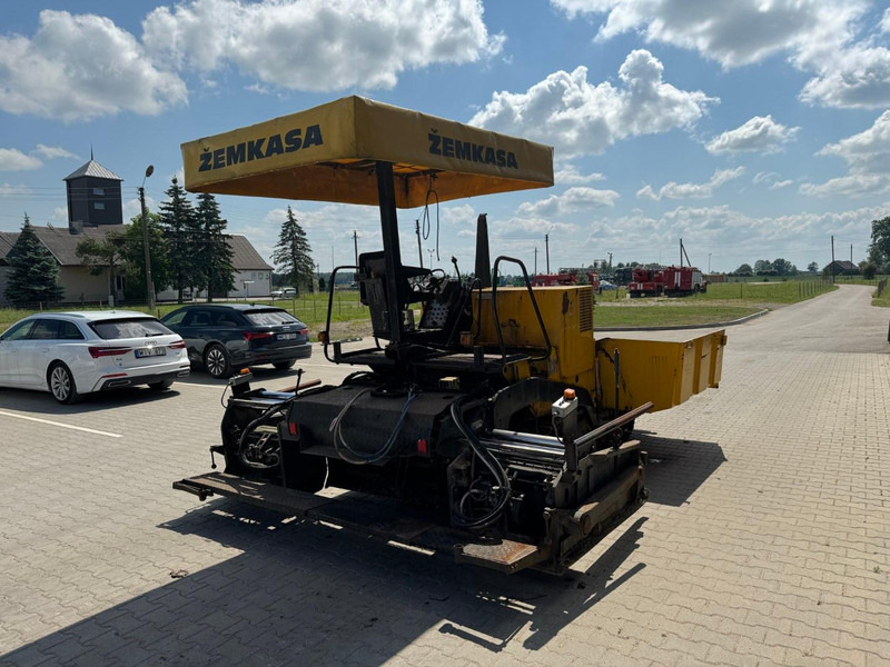 ABG Titan 111 ABG - crawler asphalt paver - العامل بالقار: صور 3 ABG Titan 111 ABG - crawler asphalt paver - العامل بالقار: صور 3