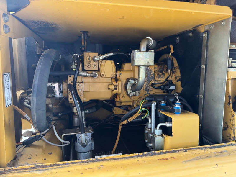 حفارة على عجلات Caterpillar M 315 C: صور 12