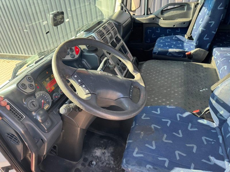 شاحنة جرار Iveco Stralis 440s42: صور 7 شاحنة جرار Iveco Stralis 440s42: صور 7