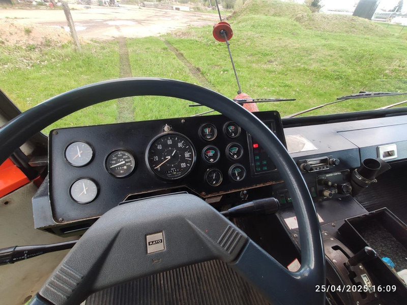 Kato KA400E - موبايل كرين: صور 4 Kato KA400E - موبايل كرين: صور 4
