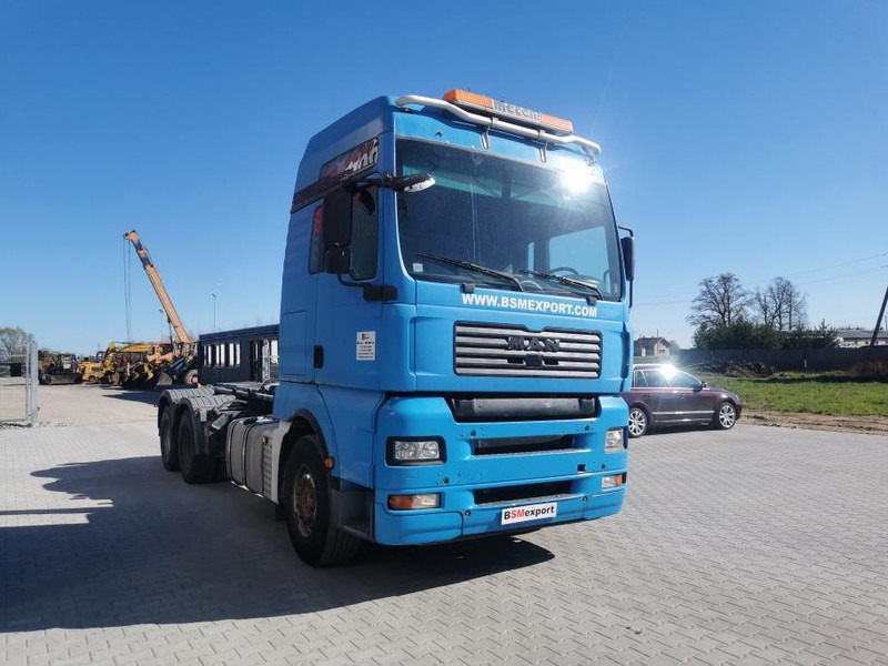 MAN 26.530 6x4 Multilift - شاحنة ذات الخطاف: صور 3 MAN 26.530 6x4 Multilift - شاحنة ذات الخطاف: صور 3