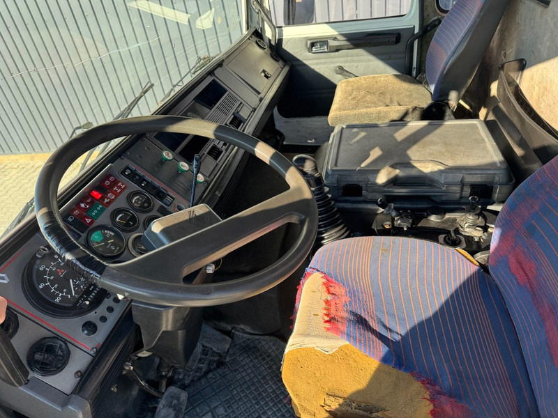 Renault G300 - قلابات: صور 5 Renault G300 - قلابات: صور 5